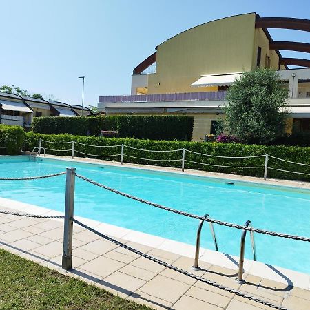 Appartamento L'Azalea - A Due Passi Da Numana Con Grande Terrazzo E Piscina Condominiale Stagionale Sirolo Exterior foto