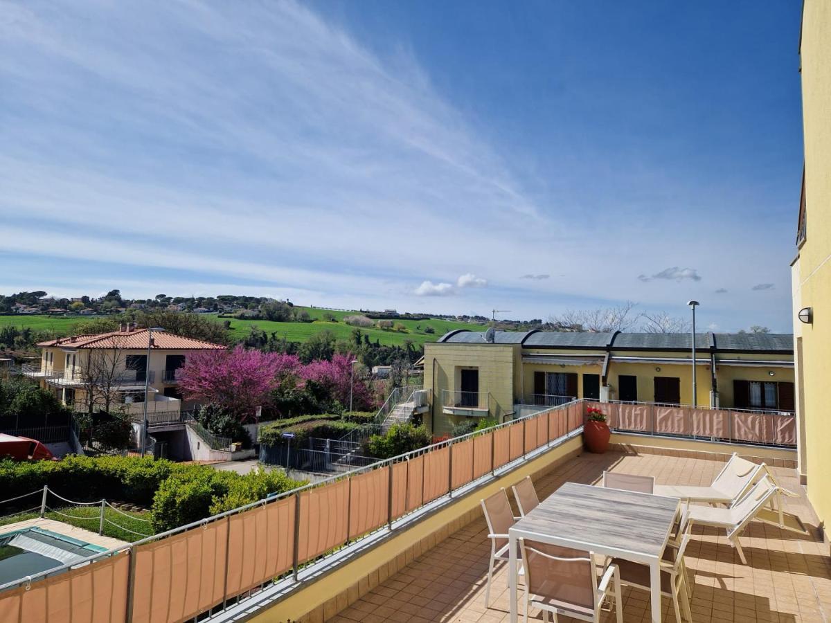 Appartamento L'Azalea - A Due Passi Da Numana Con Grande Terrazzo E Piscina Condominiale Stagionale Sirolo Exterior foto